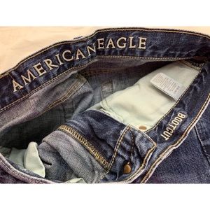 American Eagle blue jeans